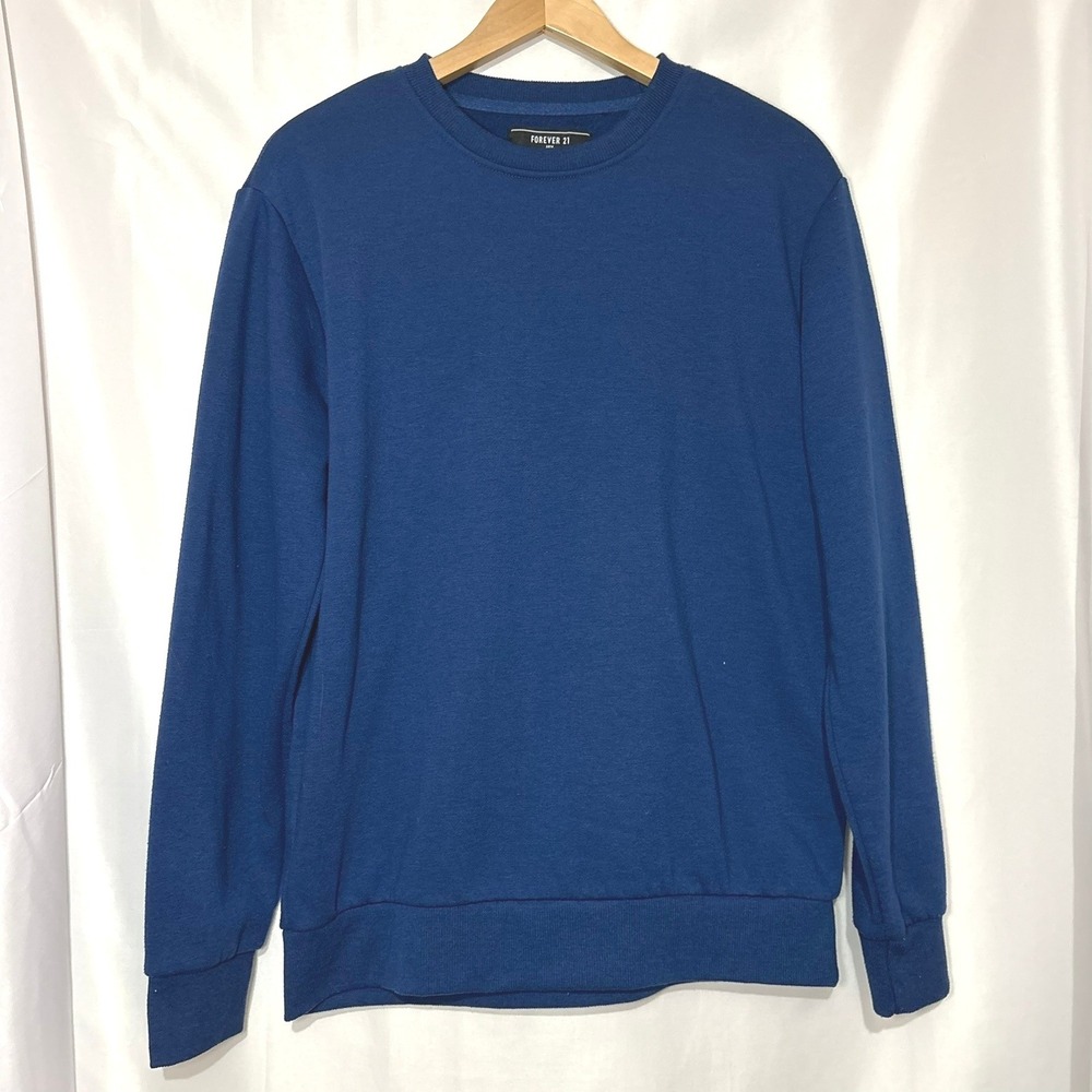Forever 21 Men Blue Crewneck Sweatshirt Fleece Pullover Small‎ Solid Classic EUC